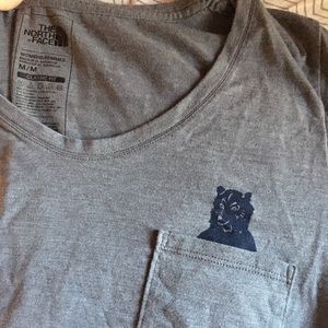 Durable north face T-shirt!